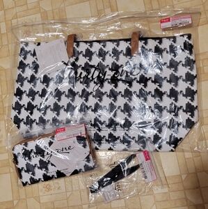 3 piece matching set by 21 Totes.